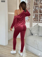 Kadın Kadife Fermuarlı Bluz & Bol Paça Pantolon İkili Takım – Şık, Rahat ve Modern Stil