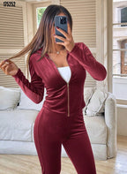 Kadın Kadife Fermuarlı Bluz & Bol Paça Pantolon İkili Takım – Şık, Rahat ve Modern Stil