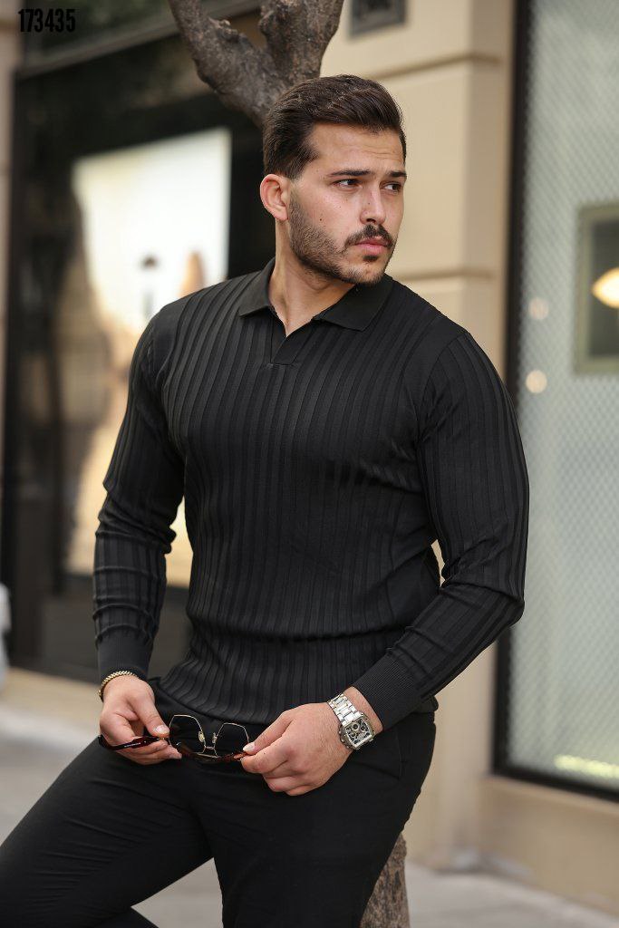 Erkek V Yaka Triko Kazak – Şık Kesim, Geniş Omuz Gösteren Slim Fit Etki