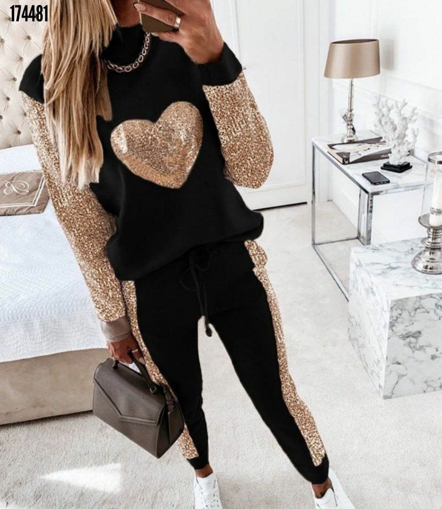 Kadın Pul Payet Detaylı Yarım Balıkçı Yaka İkili Takım – Şık & Modern İki İplik Set