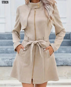 Kadın Süet Kaşe Kaban – Boyundan Düğmeli, Fermuarlı, Beli Kuşaklı Uzun Kollu Şık Dış Giyim